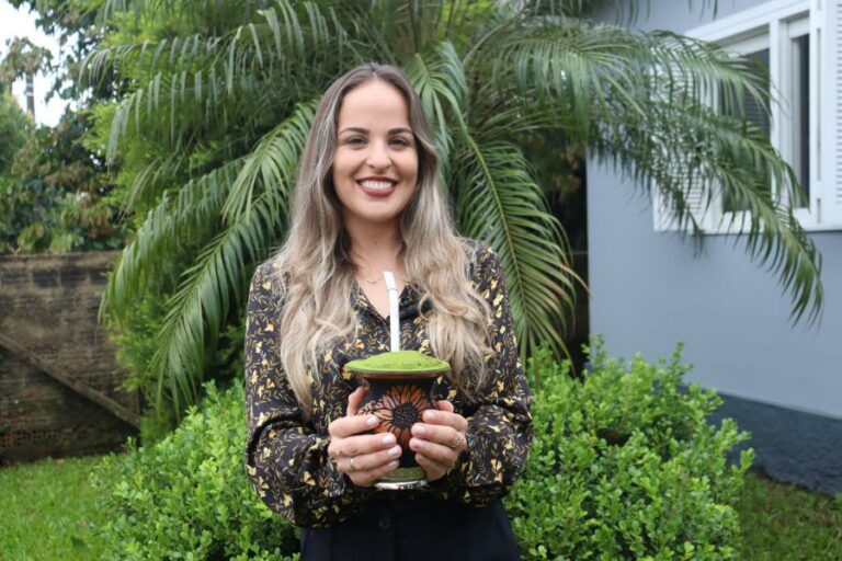 17ª Fenachim: conheça a candidata Larissa Almeida Maciel