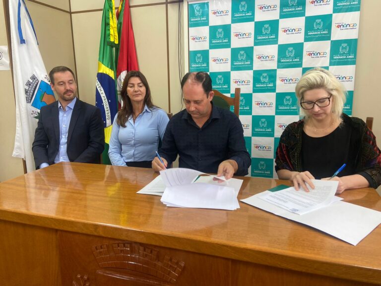 Venâncio garante metas de abastecimento de água e R$ 180 milhões de investimentos até 2033 em novo contrato com a Corsan/Aegea