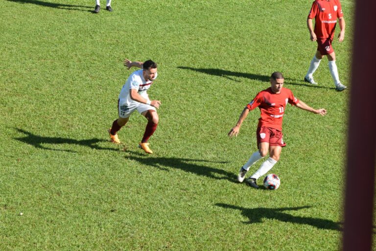 Fluminense precisa vencer o Serrano para chegar à decisão do Regional da Aslivata