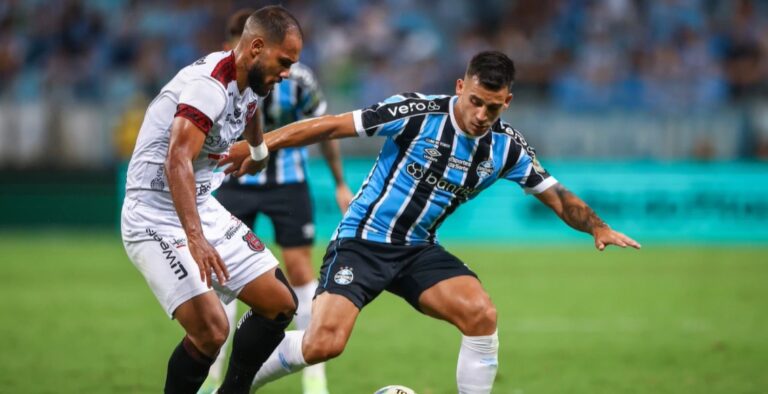 Grêmio vence Brasil de Pelotas e times da semi do Gauchão estão definidos