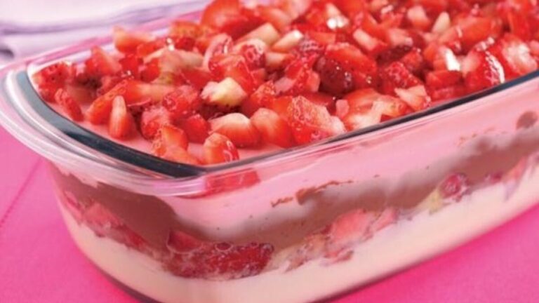 TERRA CULINÁRIA: Creme gelado com morangos