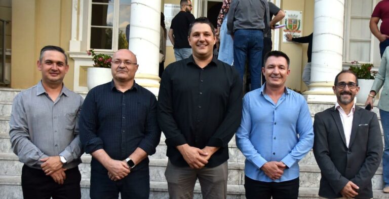 Mathias Bertram e Gilberto Eidt vão liderar a 40ª Oktoberfest e Feirasul 2025